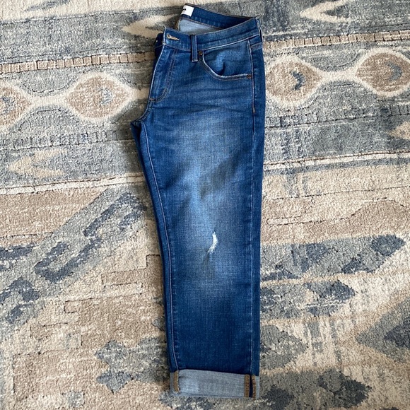 Capris - Picture 2 of 5